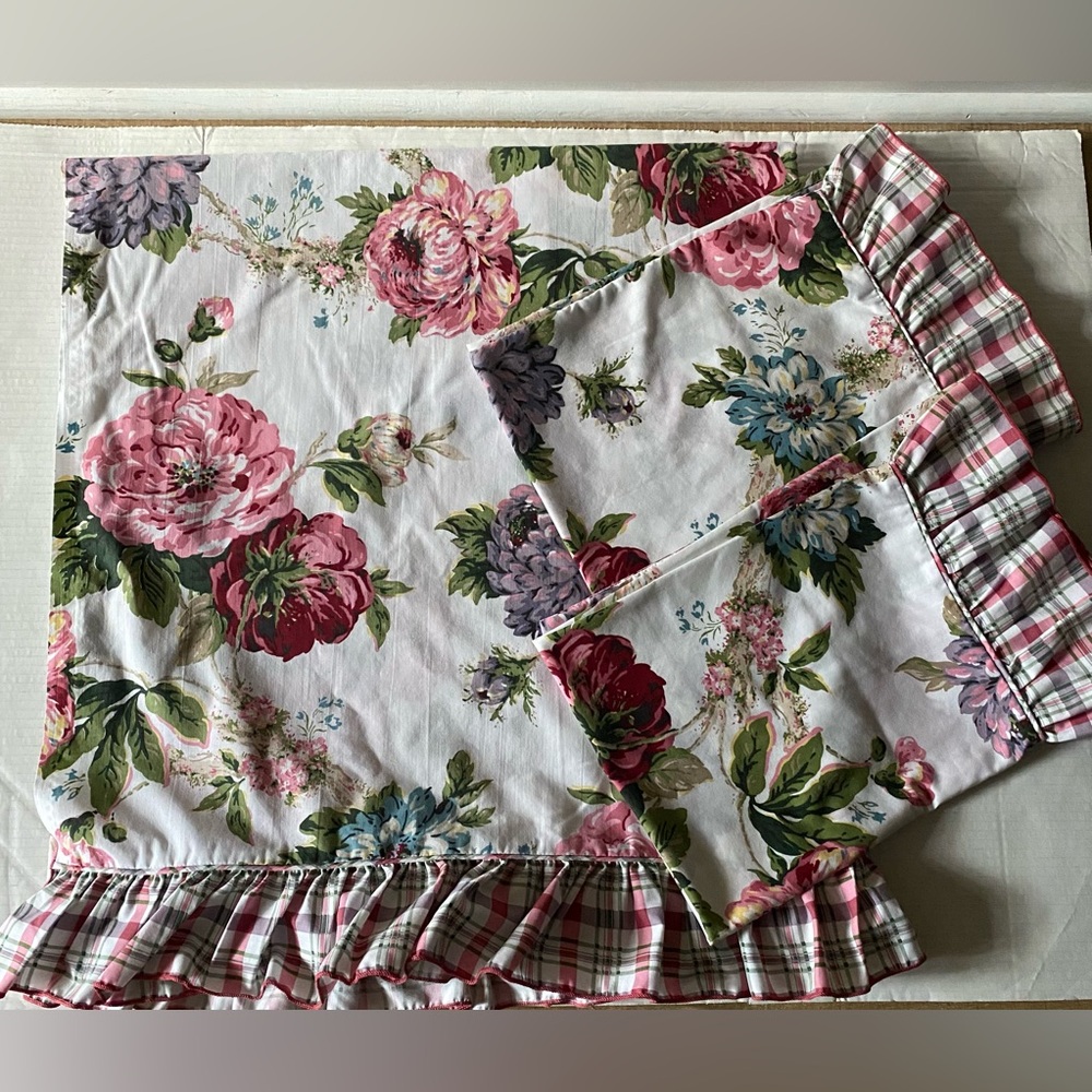 Waverly Queen Flat Sham 2 Pillowcases Rose Plaid Ruffled Cotton Blend